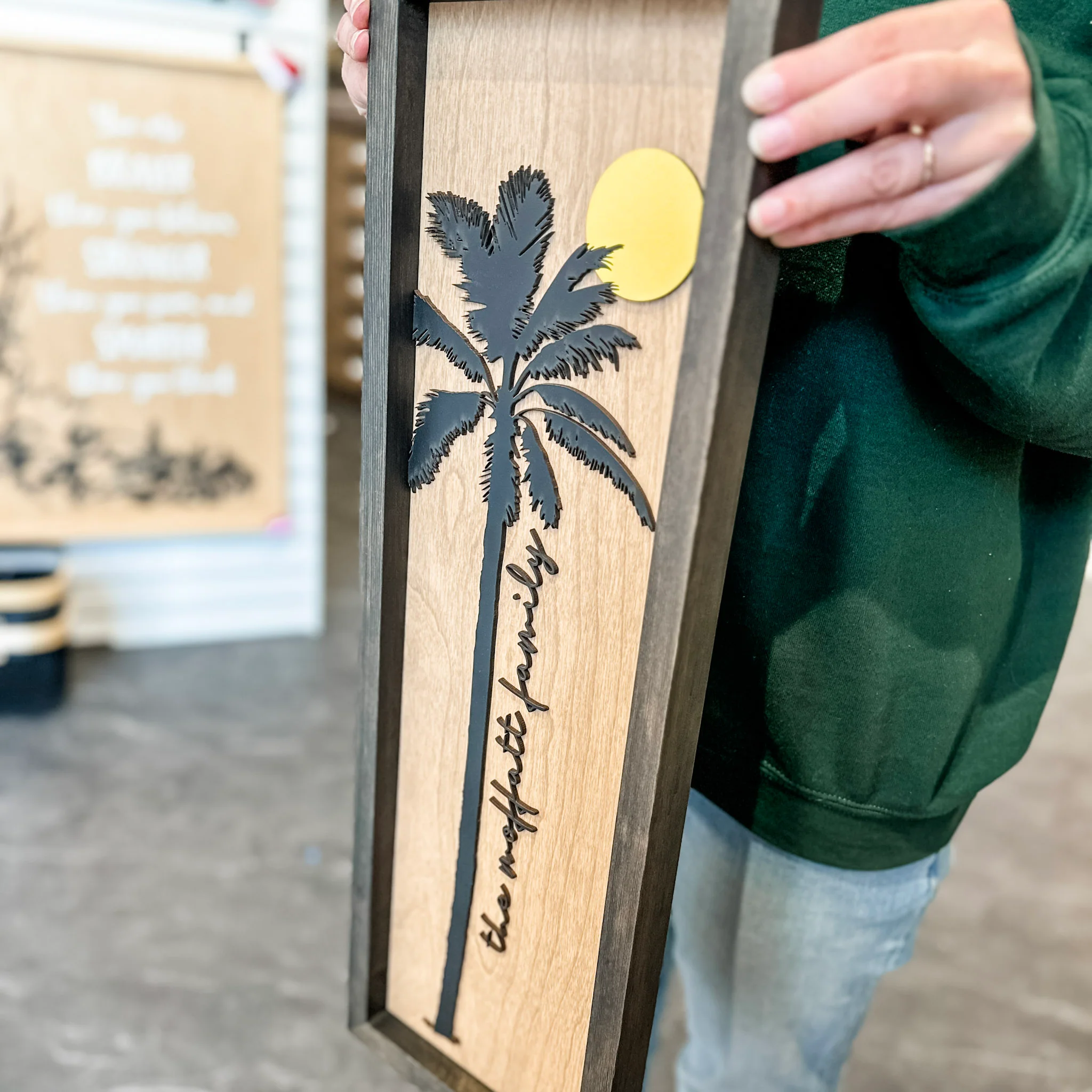 Personalized Palm Tree Name Sign - Image 3